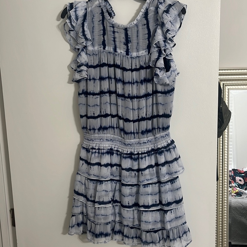 1.State dress